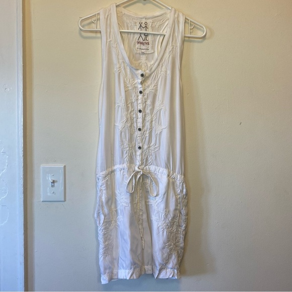 PETE & GRETA Johnny Was Loreta Floral Embroidered Sleeveless Romper White Small - Picture 2 of 14